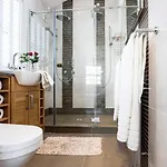 Finest Retreats - Lighthouse Holiday home *