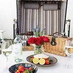 Finest Retreats - Lighthouse Holiday home