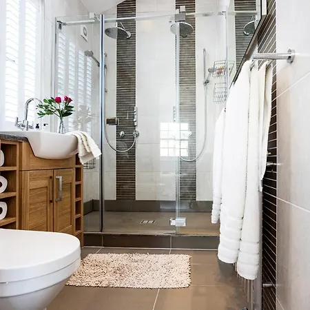 Finest Retreats - Lighthouse בית נופש *