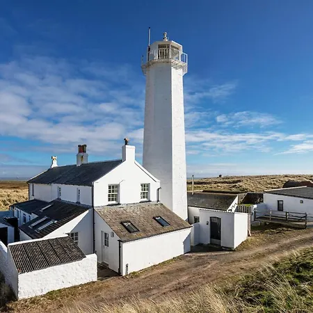 Finest Retreats - Lighthouse Дом отдыха