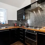 Finest Retreats - Lighthouse *