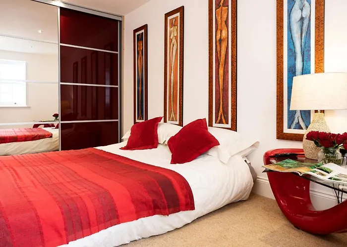 Finest Retreats - Lighthouse